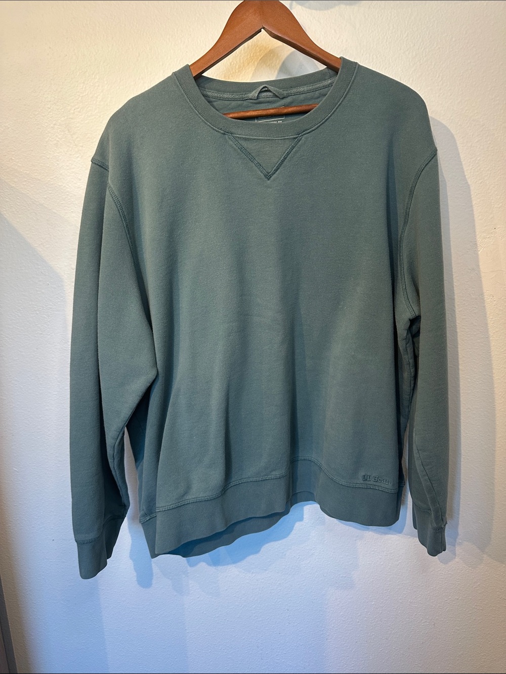 L.L. Bean Men's Crewneck Sweatshirt in Slate Green